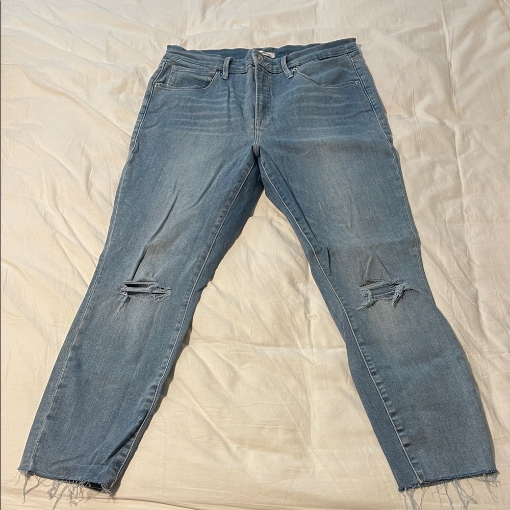 EUC Good American Distressed Jeans